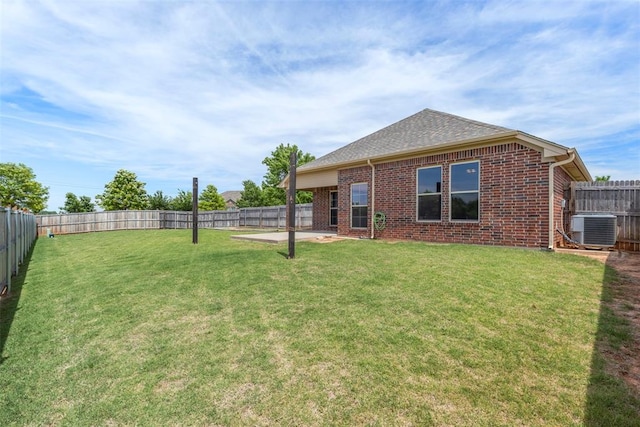 3524 Mount Mitchell Ln, Norman, OK 73069 - view of yard featuring central AC