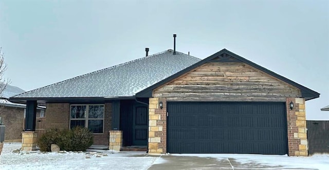 view of front of house with a garage