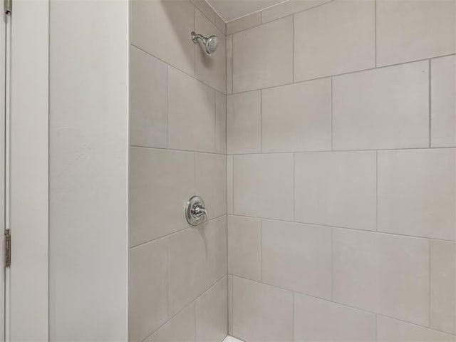 13136 Mannington Rd, Edmond, OK 73025 - bathroom view of tiled shower