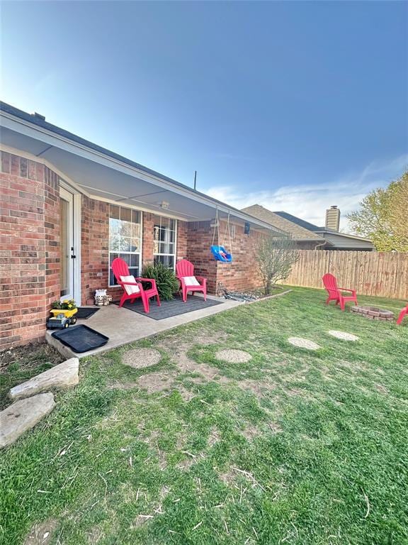 2800 Gettysburg Dr, Altus, OK 73521 - view of yard featuring fence and a patio