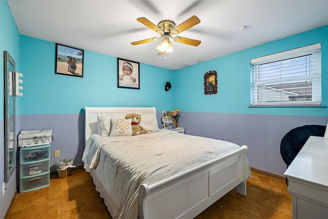 bedroom featuring ceiling fan