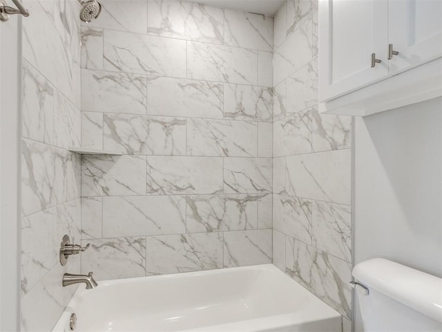817 Carrie Ct, Purcell, OK 73080 - full bath with toilet and washtub / shower combination