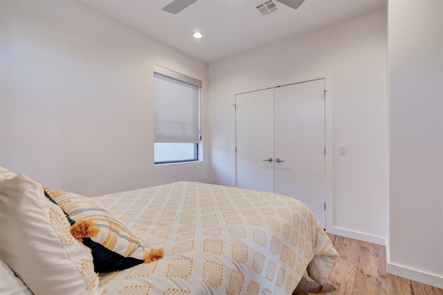 841 NW 6th St, Oklahoma City, OK 73106 - bedroom with light wood-style floors, recessed lighting, a closet, and baseboards