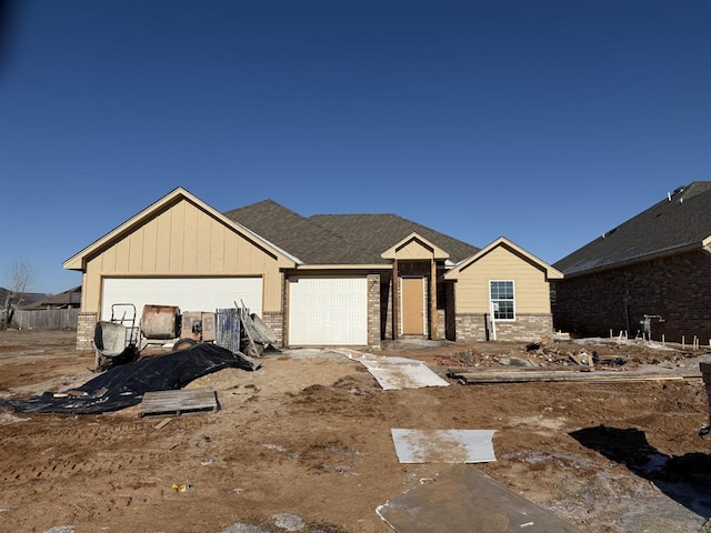 view of front of home featuring a garage