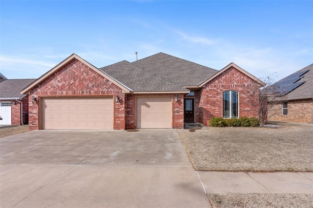 view of front of house featuring a garage