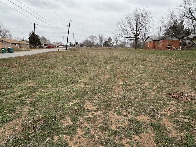 Listing photo 3 for 429 N Kern Ave, Mangum OK 73554