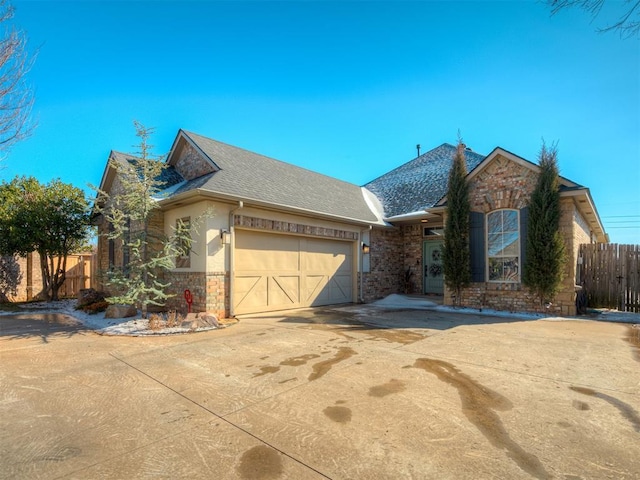 view of front facade with a garage