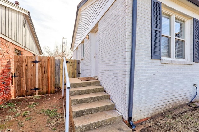 414 NW 50th St, Oklahoma City, OK 73118 - view of side of home with brick siding and fence