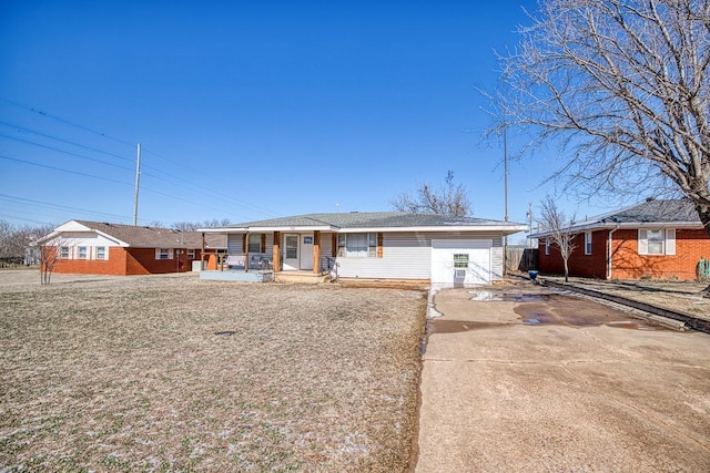 single story home featuring covered porch