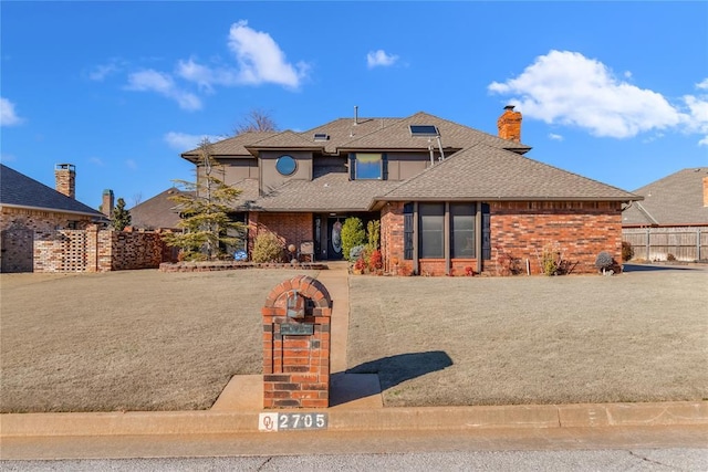 view of front property