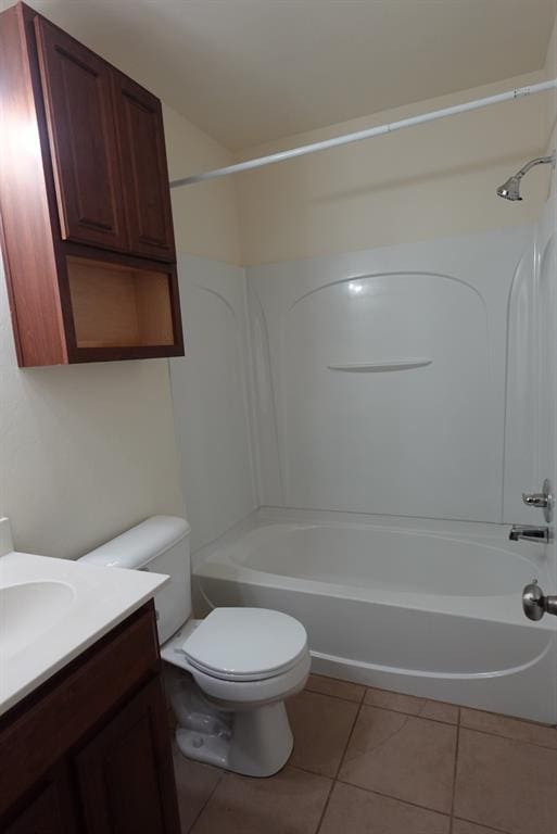2841 NW 184th Ter, Edmond, OK 73012 - full bath featuring toilet, shower / bathtub combination, vanity, and tile patterned floors
