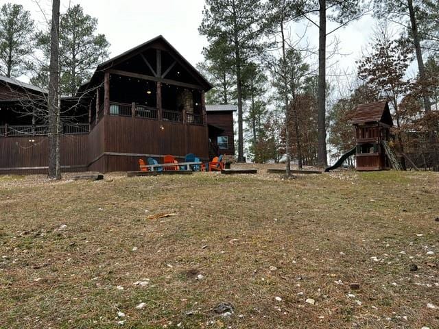 view of yard featuring a playground