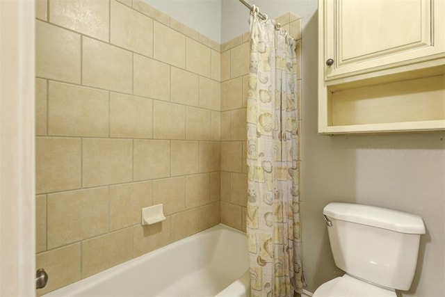 bathroom featuring toilet and shower / bathtub combination with curtain