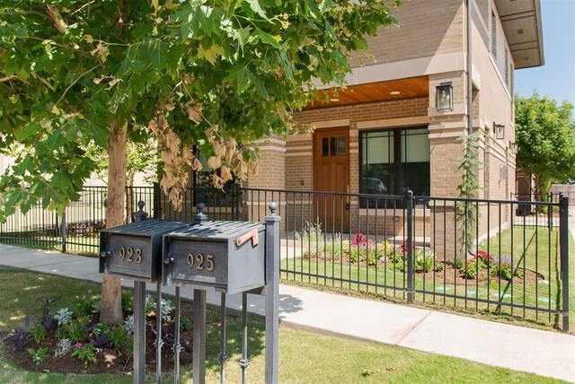 923 NW 43rd St, Oklahoma City, OK 73118 - photo 2