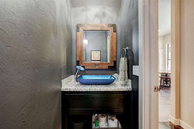 bathroom featuring a sink