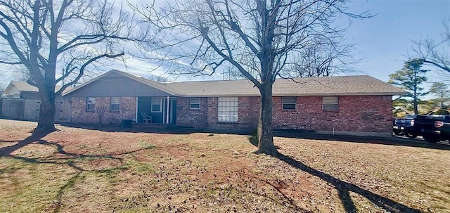 view of front facade with brick siding