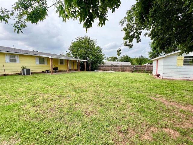 707 S Third St, Cheyenne, OK 73628 - view of yard featuring central AC unit