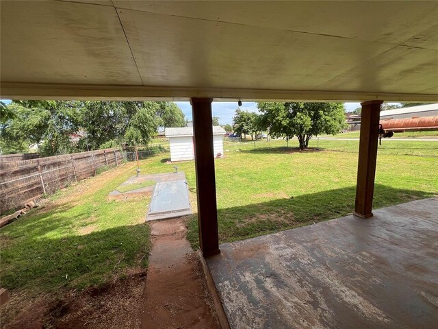 707 S Third St, Cheyenne, OK 73628 - view of patio / terrace