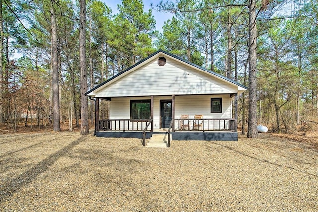 view of front of property featuring a porch