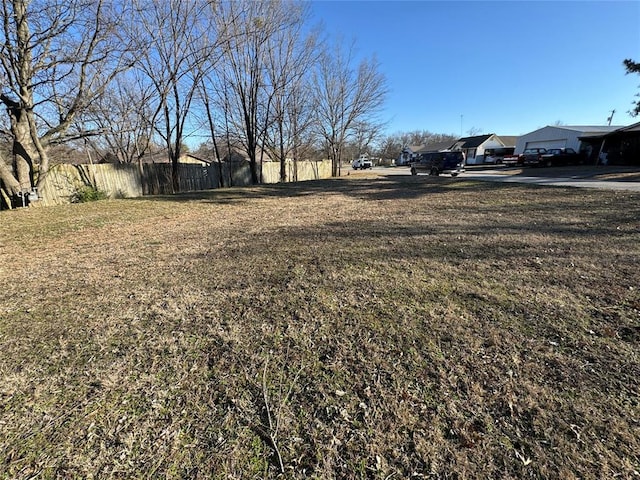 1416 Foster Ave, Seminole, OK 74868 - view of yard featuring fence