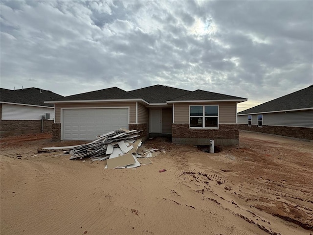 1212 E Stetson Ln, Mustang OK, 73064, 3 bedrooms, 2 baths house for sale