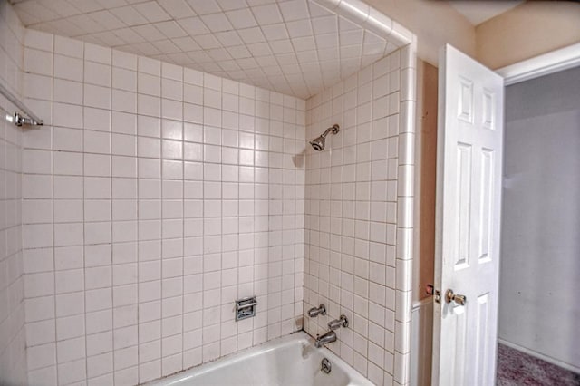 full bathroom featuring shower / washtub combination