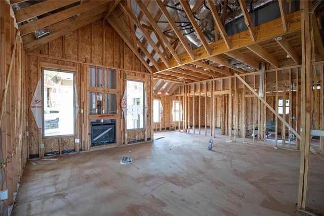 9241 NW 86th St, Yukon, OK 73099 - misc room with plenty of natural light and vaulted ceiling