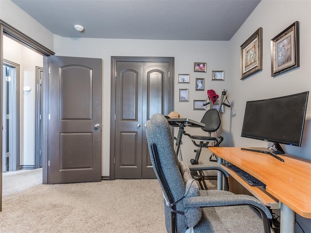 office area with carpet flooring