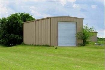 view of outdoor structure featuring an outdoor structure