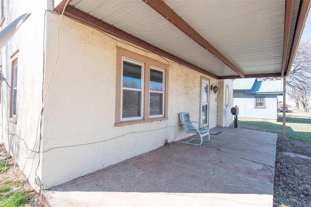 709 S Broadway, Geary, OK 73040 - view of patio / terrace