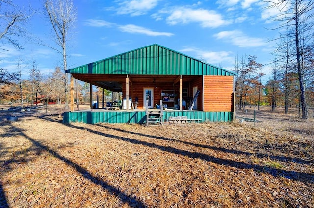 view of outdoor structure