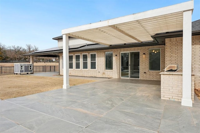 2725 Piazza Ct, Arcadia, OK 73007 - fenced backyard with a shed and a patio area
