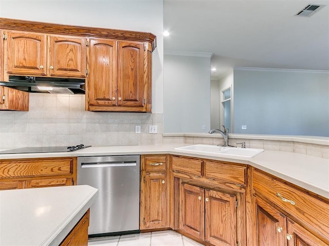 kitchen with black electric stovetop, visible vents, a sink, dishwasher, and under cabinet range hood