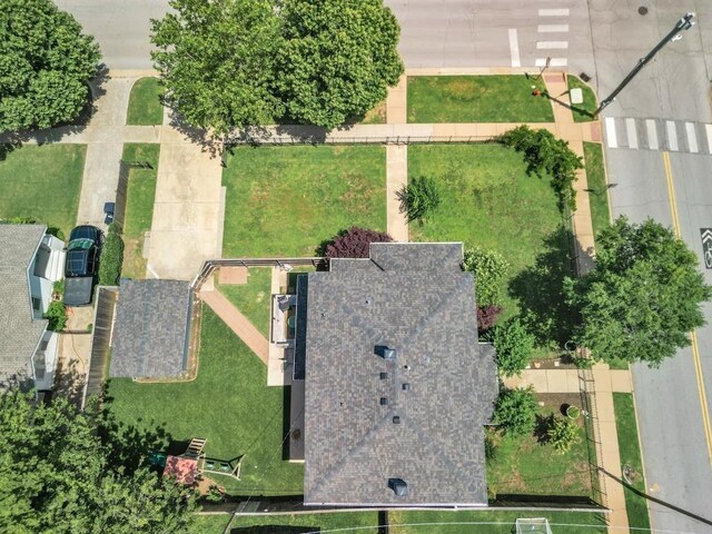 2215 N Shartel Ave, Oklahoma City, OK 73103 - photo 35