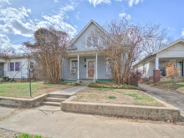 view of front of home with covered porch