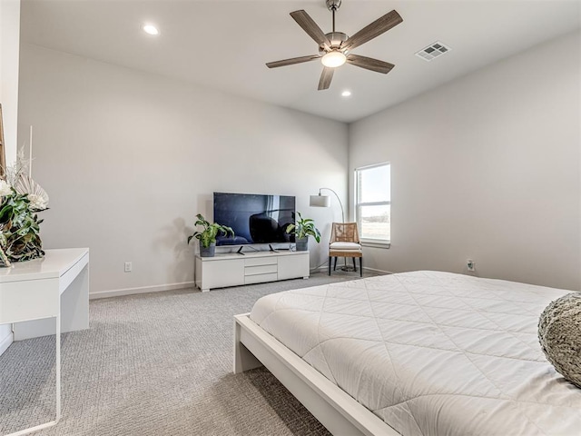 bedroom featuring ceiling fan, recessed lighting, light carpet, visible vents, and baseboards