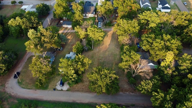 514 N 1st St, Guthrie, OK 73044