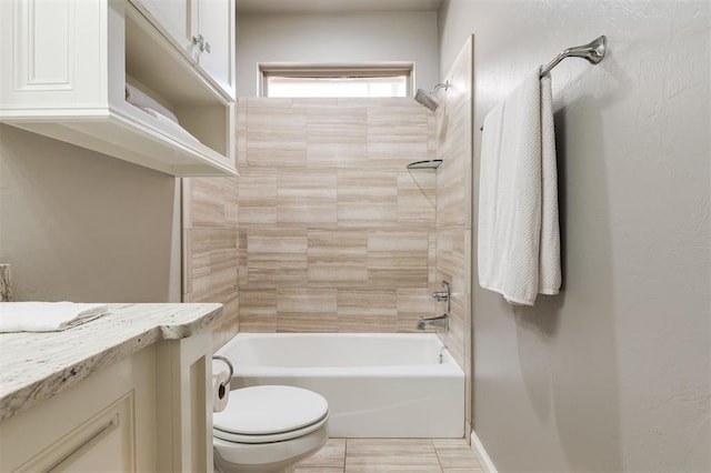 full bathroom with washtub / shower combination, vanity, and toilet