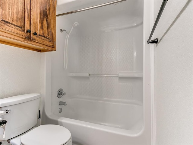 full bathroom featuring shower / bathtub combination and toilet