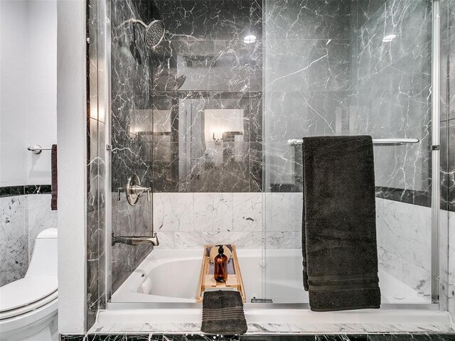 2900 Wilton Ln, Oklahoma City, OK 73120 - bathroom with a shower stall, toilet, a bath, and tile walls
