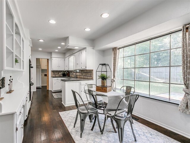 2900 Wilton Ln, Oklahoma City, OK 73120 - dining area with dark wood-style floors, recessed lighting, and baseboards