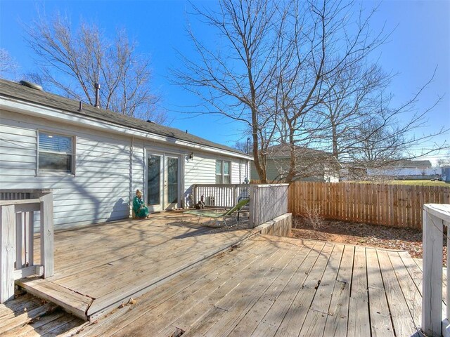 420 W Lincoln St, Purcell, OK 73080 - wooden terrace with fence