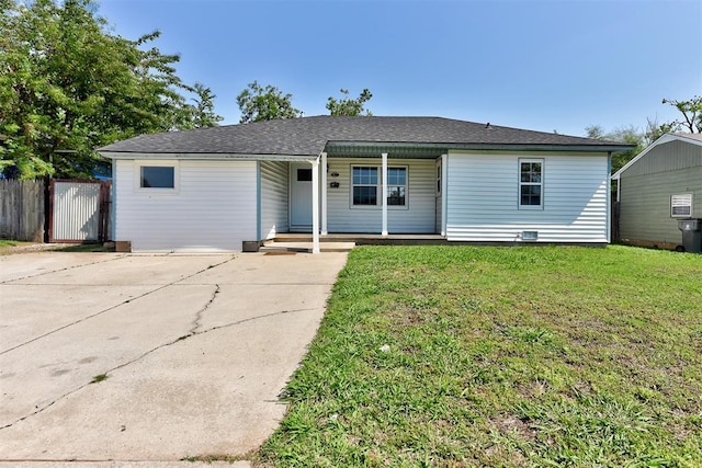 2625 SW 46th St, Oklahoma City, OK 73119 - ranch-style house featuring a porch