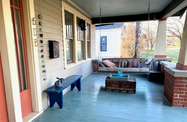 view of patio / terrace with covered porch