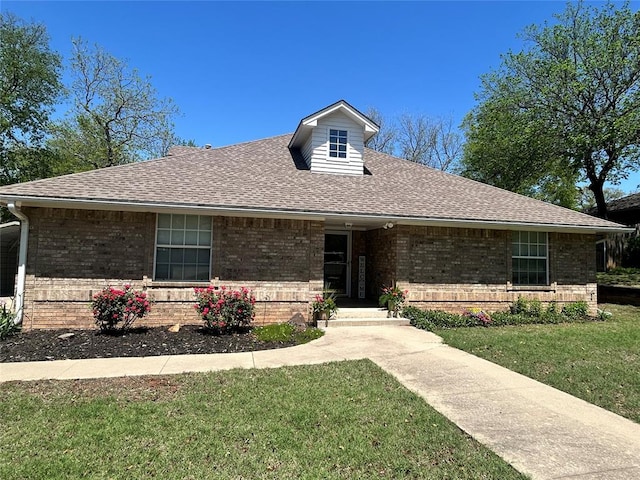 307 Bowling Dr, Pauls Valley, OK 73075 - photo 1