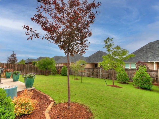 209 Pont Neuf Ct, Edmond, OK 73034 - view of yard featuring a patio