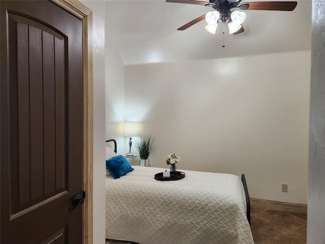 bedroom with a ceiling fan