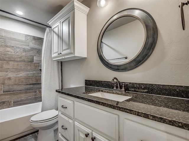 full bathroom with vanity, shower / bath combination with curtain, toilet, and recessed lighting