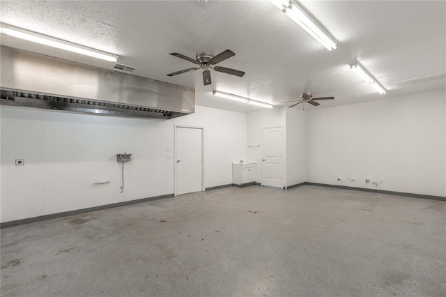 parking deck featuring a ceiling fan, baseboards, and visible vents