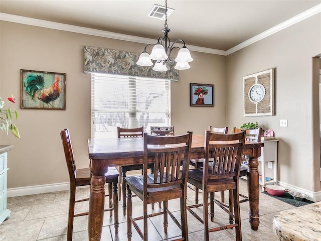 dining space featuring visible vents, baseboards, an inviting chandelier, and ornamental molding